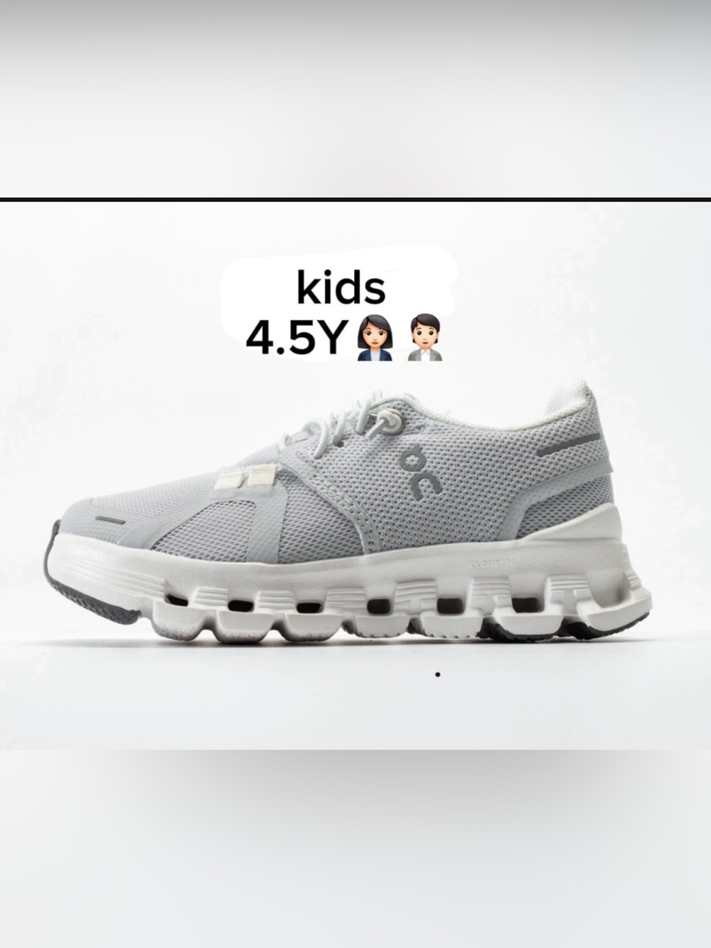 On Running Cloud 6 Kids Lightweight
Mesh Sneaker - Light Gray & white (SIZE 4.5Y